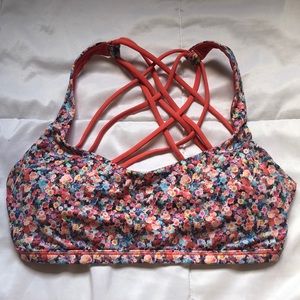 Floral Lulu lemon sports bra!
